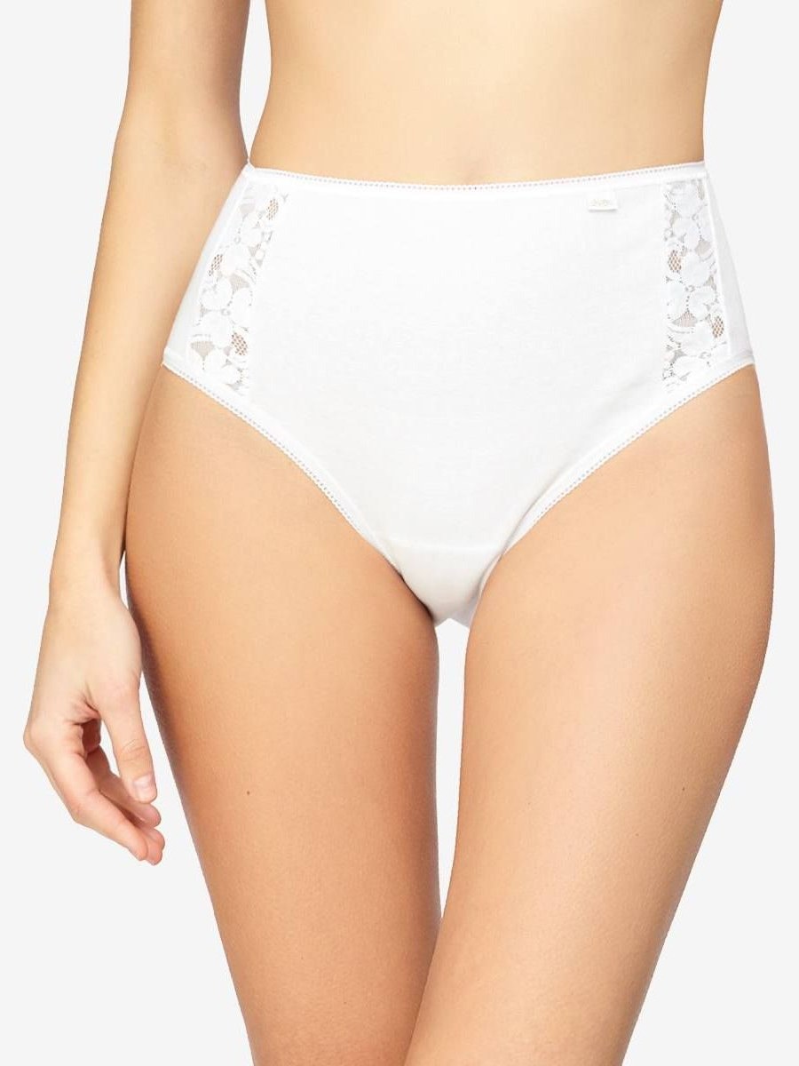 Braguita clásica de algodón con encaje Avet 3201 en Blanco