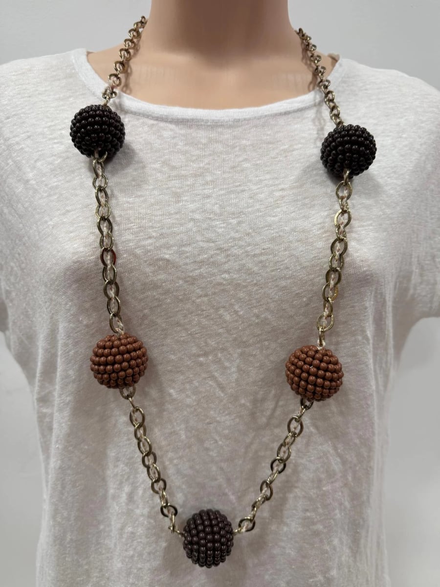 Collar Bolas en Marrón oscuro