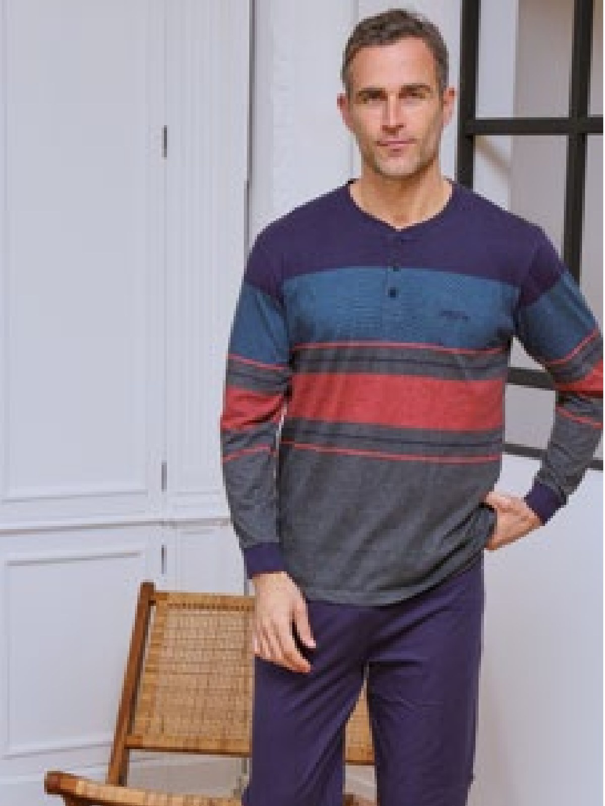 Pijama de hombre Manu de Muslher, franjas azul y rojo